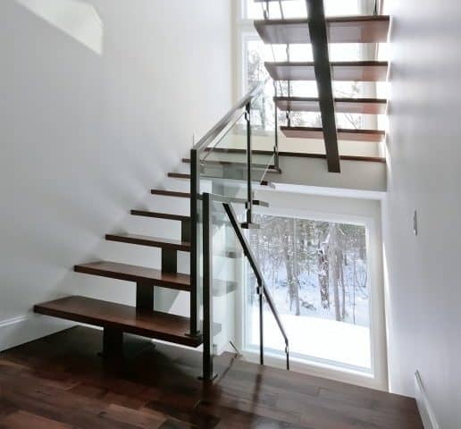 Escalier fini - Finished staircase